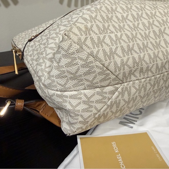 Michael Kors Rhea Signature Logo Slim Backpack in Vanilla/Acorn - Picture 11 of 15